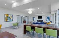 Comfort Inn Detroit - Troy Hotels in Clawson