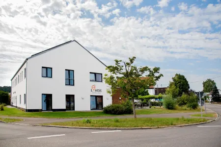 Gasthof Linde - Hotel Blum Отели рядом с достопримечательностью «Оберридер Вайэр»