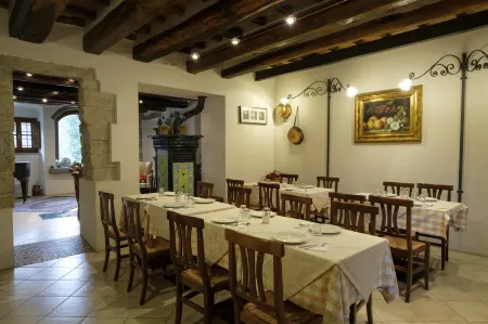 Tenuta dei Cavalieri Отели в г. Понтассьеве