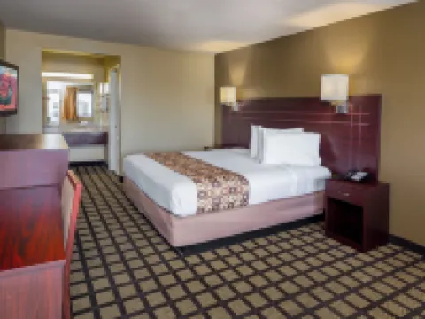 トラベラーズ イン フェニックスのホテル