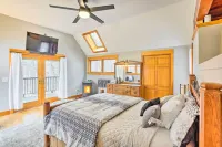 Berkshires Getaway < 1 Mi Skiing & Hiking!