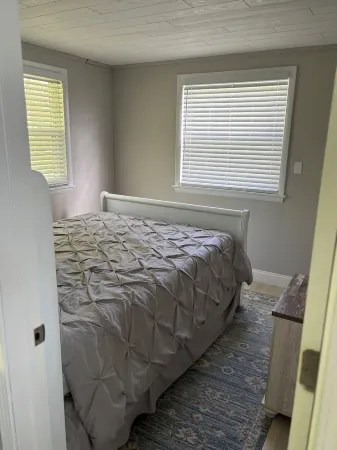 Lakefront Paradise  - Sleeps 6 - Only $400/Night