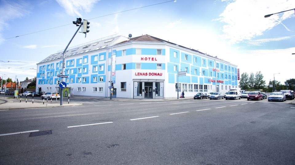 Lenas Donau Hotel