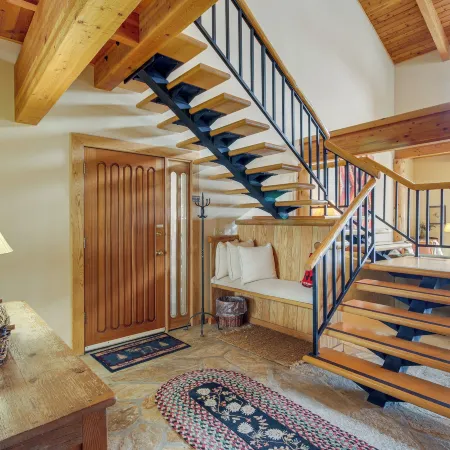 Big Sky Condo w/ Mountain Views < 1 Mi to Resort!