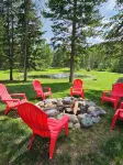 5Br House Sleeps 14-Ski 25 Mins, Grill, Firepit , Pets, Near Glacier Park! A+ Hotels near Glacier Park International Airport