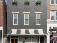 Large Downtown Artist's Loft, 30 min to Lexington, Horse, Bourbon, R River Gorge Hotels in Clark County