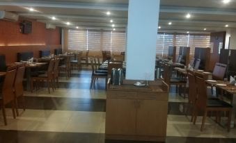 Hotel Viceroy Comforts, Mysore