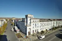 Royal Riz Hotel