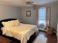 Lakefront Beach Bungalow -  Retreat & Relax - Kayaks, Fire pit, Tree Swings! Hotel a Moose Lake