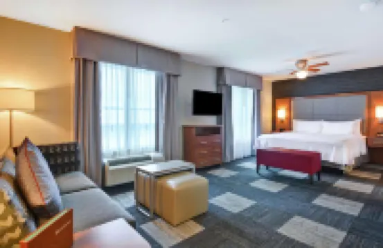 Homewood Suites by Hilton TechRidge Parmer @ I-35