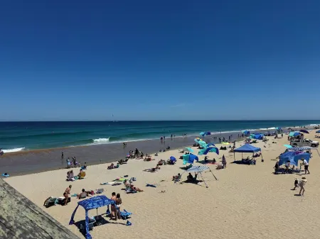 Obx: Pirate's Cove/Waterfront 55ft Dock/Beach/Community Pool&Hottub/Marina/Fish Отели рядом с достопримечательностью «Парк Роанок Фестивал»