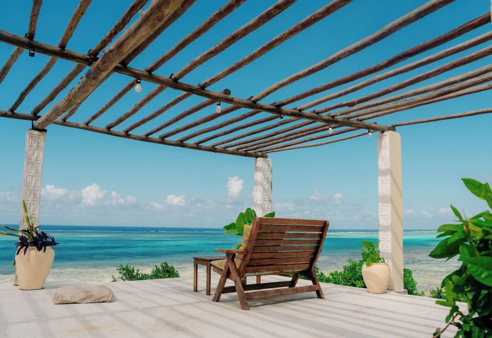 5. 펄 비치 리조트..