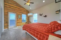 Waterfront w Bay Views, Shared Pool & Boat Dock Marlin Madness by AvantStay