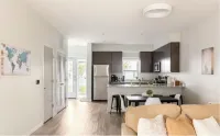 City Center Cove ~ Close to MOA & MSP Airport