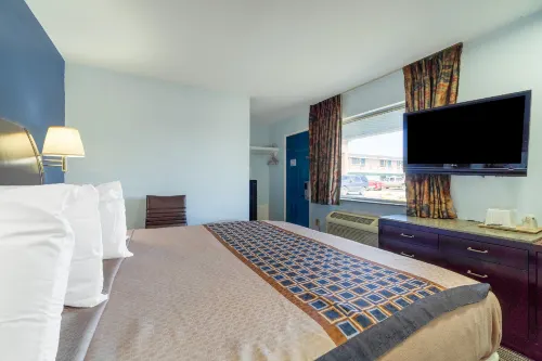Deluxe Inn Motel By Oyo Grand Prairie Interstate 30 - Parkplatz