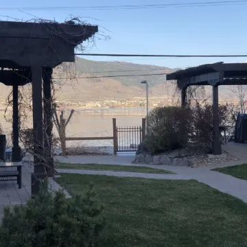 LAKESHORE VILLAS BEACH COWBOY VILLA