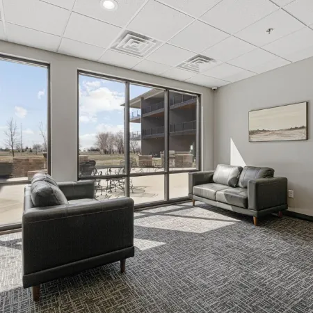 Charming 2-bedroom/2 bath apartment with spa & fitness room amenities in Mankato