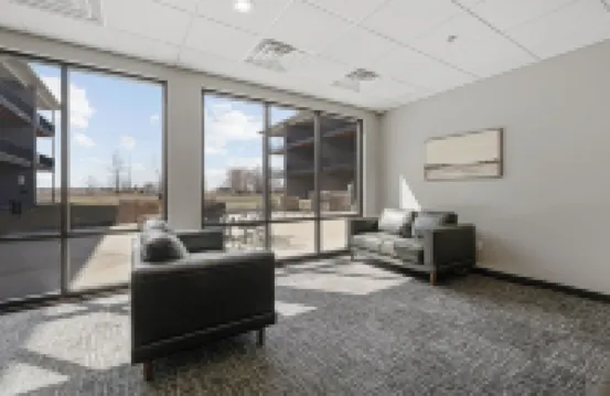 Charming 2-bedroom/2 bath apartment with spa & fitness room amenities in Mankato