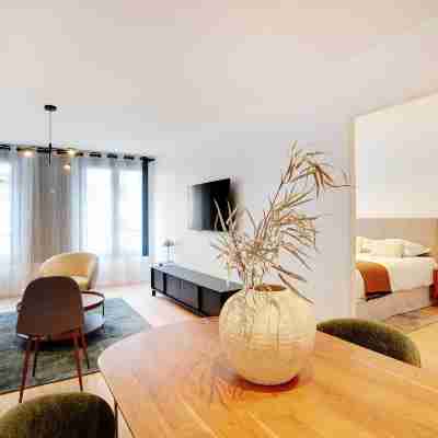 Sleek & Refined Apartment - Levallois-perret Rooms