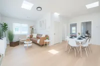 New Build Smart Home 3 Bedroom Hotels in Sunnyvale