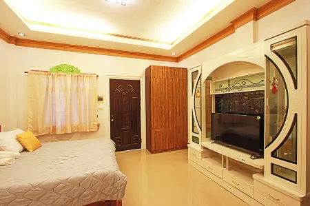 Loboc Airbnb Travellers Inn