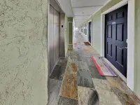 Kontiki Beach Resort 318