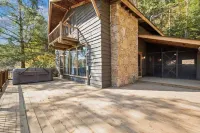 Mountain House -Black Diamond Chalet Hotels in Saltlick Township