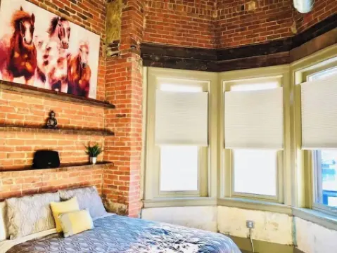 Historic Penthouse Style Loft in OTR, Parking Included