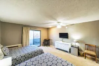 Serenity Now Quiet 4 Bdr Next to Margaritaville!