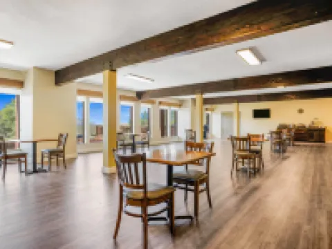 Baymont by Wyndham Cortez Hoteles en Cortez