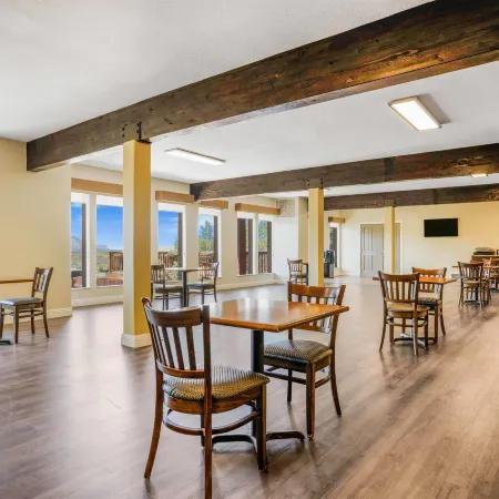 Baymont by Wyndham Cortez