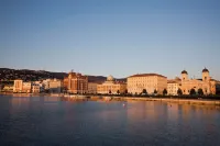 URBANAUTS STUDIOS Ginnastica Hotels in 