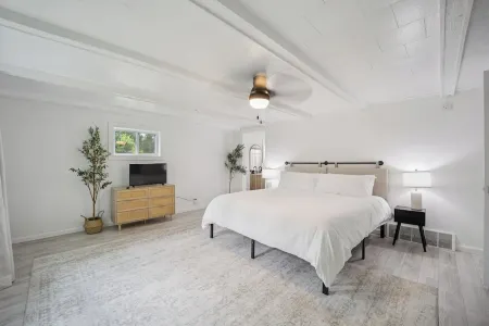 Stylish Country Ranch Retreat