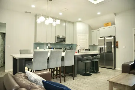 Cozy & Modern 3BR House  Edinburg, Texas