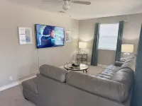 3-bedroom house in tranquil Palatka with AC and High-Speed Internet