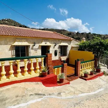 Casa Godoy con piscina by At Home Costa del Sol