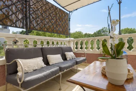 Villa Néo-provençale Avec Piscine aux Portes de Cannes