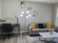 Comfy Cozy Home near Six Flags Hotels in Mableton