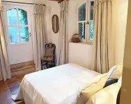 Beautiful stone house in St Clements Vineyards Hotels in La Garde-Freinet
