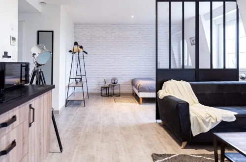 Suite Belmondo - 4P near Disneyland Paris Hotels in Coupvray