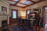 Rockwell Falls Inn and Wine Bar - Beach