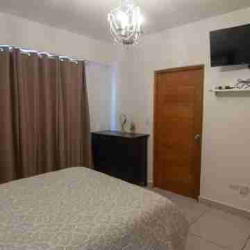 C4 BEST REVIEWS!! SPACIOUS 1BR APT IN NACO Rooms