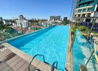 Charming 1-bedroom apartment with AC in Equipetrol