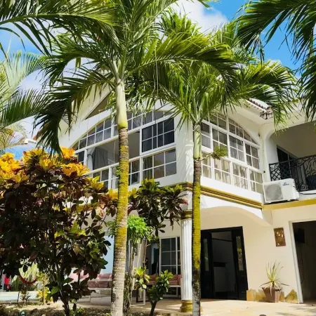 HappiCasa is a Vacational Residence for Special and Magic Events.