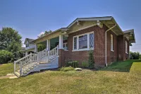Bristol Bungalow < 1 Mi to Country Music Museum - parking