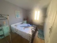 Près ST EMILION Gîte 4 à 7 personnes 2 à 4 ch CLIM WIFI PISCINE JARDIN TERRASSE Hotel a Lagorce