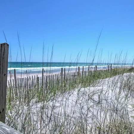 Updated Family Getaway Walk to Sea Haven Beach!
