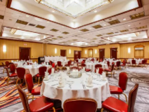 DoubleTree by Hilton Hotel Chicago - Alsip Hotels in Alsip