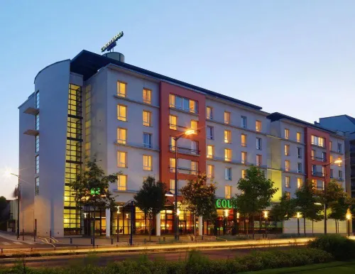 Courtyard Paris la Defense West - Colombes Hotels in Bezons