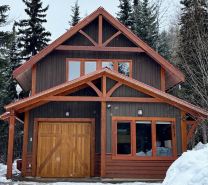 New Listing! Purcell Woods Chalet – Sleeps 12